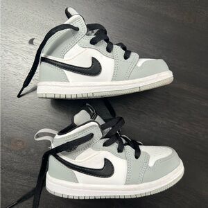 Nike Toddler Jordan Shoe - Size 7C